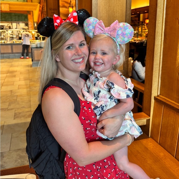 Meet your Posher, Marissa - Picture 4 of 5